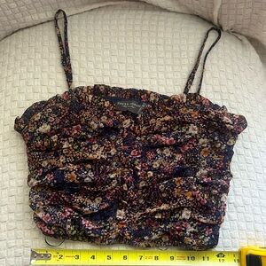 ⚡️ONE WEEK LEFT BEFORE DONATION⚡️ Floral Mesh Ruffle Crop Top